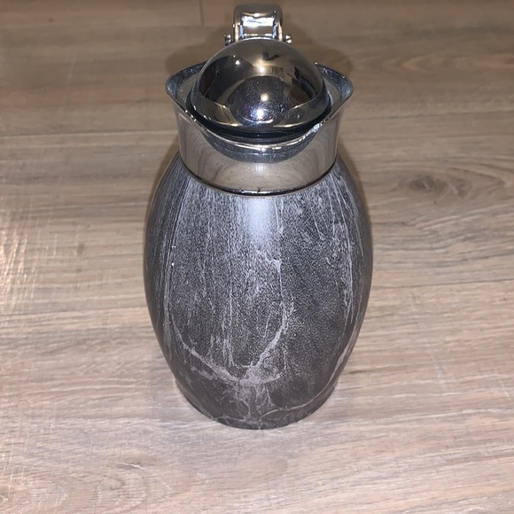 Stainless steel grey marble lift top liquid server carafe - Picture 5 of 7